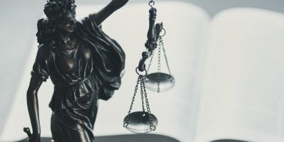 Dagli avvocati Emanuele Argento ed Emanuele Liddo in data 15.12.2023 il tribunale civile di Teramo accoglie la domanda di risarcimento e condanna al pagamento della somma di oltre euro 411.000,00 (oltre spese legali) nei confronti di importante banca per un investimento finanziario sbagliato!
